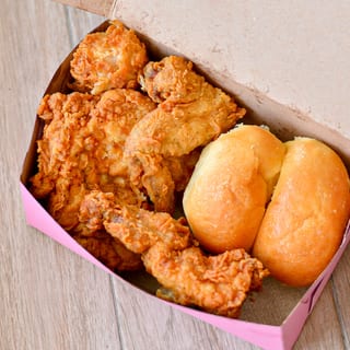 3 Piece Chicken & Roll
