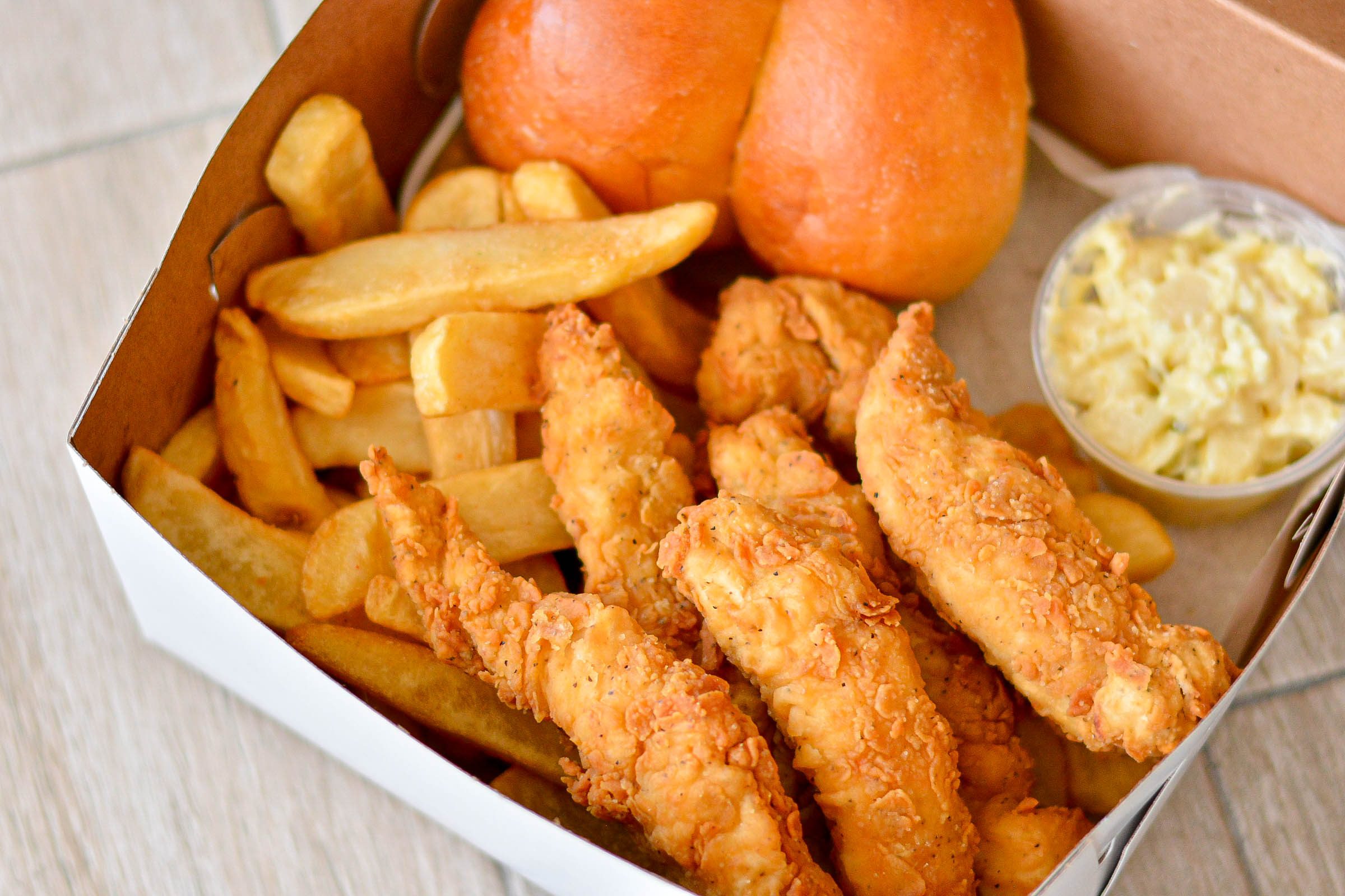 9 Piece Chicken Strip Meal.