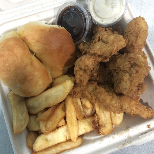 6 Piece Chicken Strip Jr. Meal.